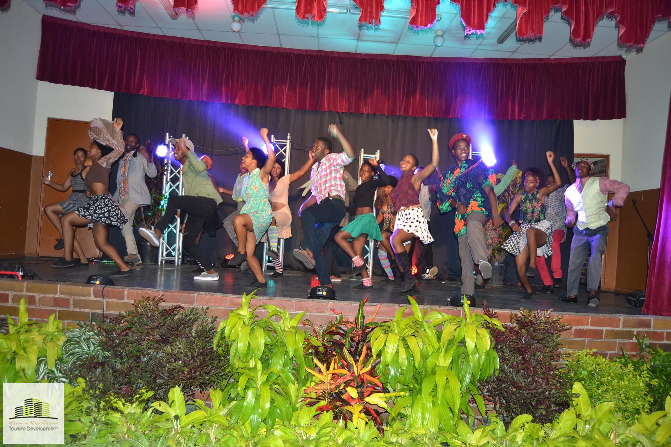 Love World Production 'Something Vingate'